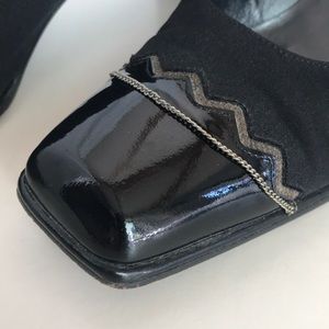 Stuart Weitzman square tie heels